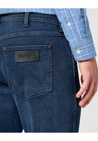 Wrangler - WRANGLER MĘSKIE SPODNIE JEANSOWE HORIZON DZWONY ONYX WASH 112356834 W110008838