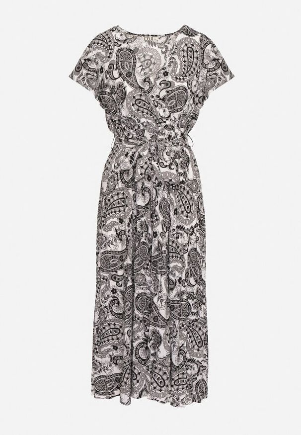 Born2be - Czarno-Biała Sukienka z Kopertowym Dekoltem z Gumką w Talii i Materiałowym Paskiem Xelovia. Okazja: na co dzień. Kolor: czarny. Materiał: materiał. Typ sukienki: kopertowe. Styl: casual, elegancki