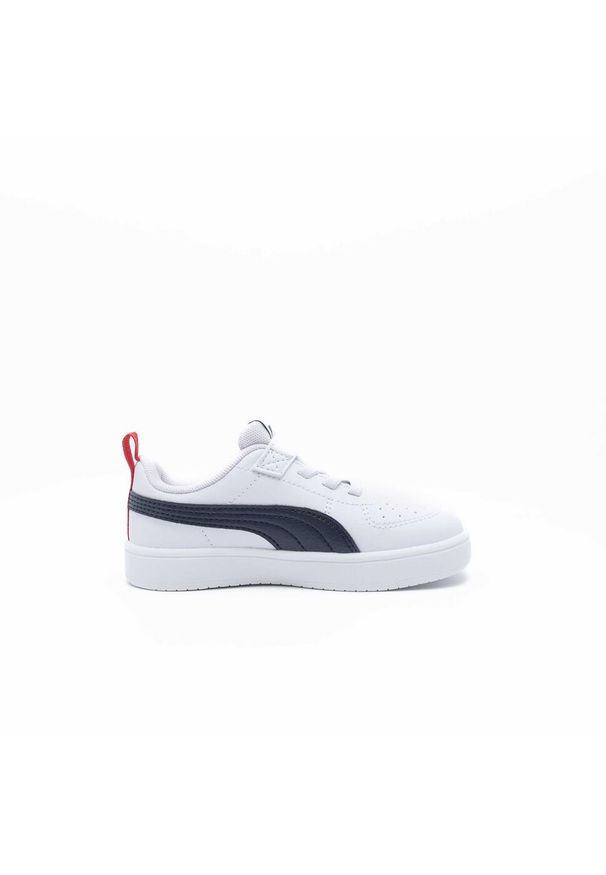 Adidasy Puma Rickie Inf, Dzieci. Kolor: biały. Materiał: skóra ekologiczna, syntetyk, materiał. Sport: turystyka piesza
