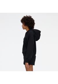 Bluza damska New Balance WJ41501BK – czarna. Okazja: na co dzień. Typ kołnierza: kaptur. Kolor: czarny. Materiał: dresówka, poliester, materiał, bawełna, prążkowany. Wzór: ze splotem. Styl: casual, klasyczny #5