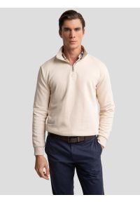 Big-Star - Bluza męska ze stójką kremowa Salih 103. Okazja: na co dzień. Typ kołnierza: kołnierzyk stójkowy. Kolor: biały. Materiał: dzianina, skóra, bawełna, wiskoza. Wzór: aplikacja. Styl: wizytowy, casual, elegancki #1