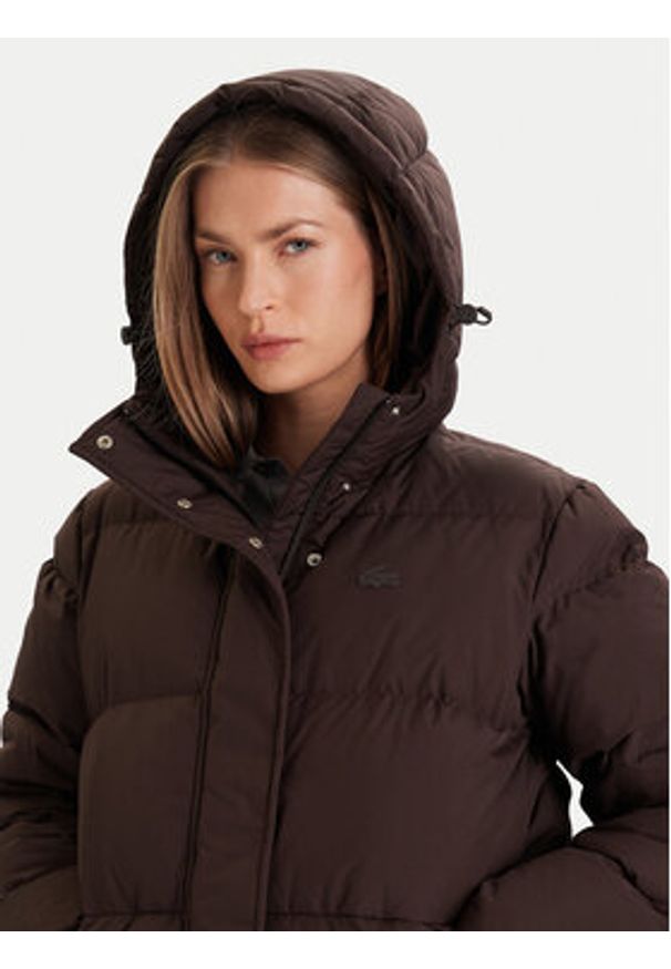 Lacoste Kurtka zimowa BF2608 Brązowy Regular Fit. Kolor: brązowy. Materiał: syntetyk. Sezon: zima