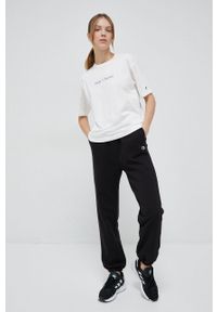 Champion spodnie dresowe kolor czarny gładkie. Kolor: czarny. Materiał: dresówka. Wzór: gładki #4