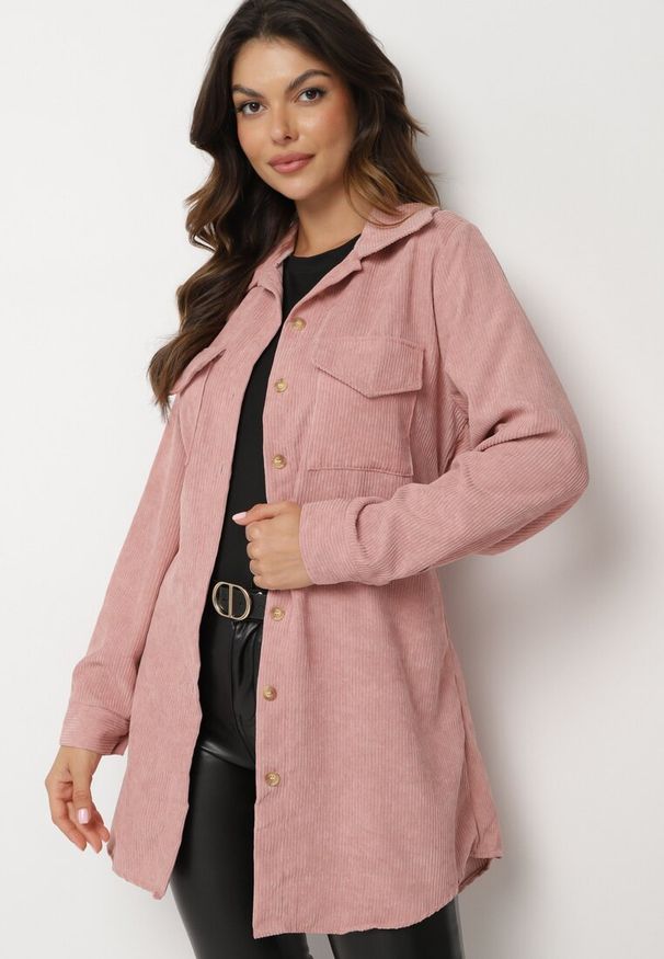 Born2be - Różowa Koszula o Długim Fasonie ze Sztruksu z Paskiem na Klamerkę Nawin. Kolor: różowy. Materiał: sztruks. Długość: długie