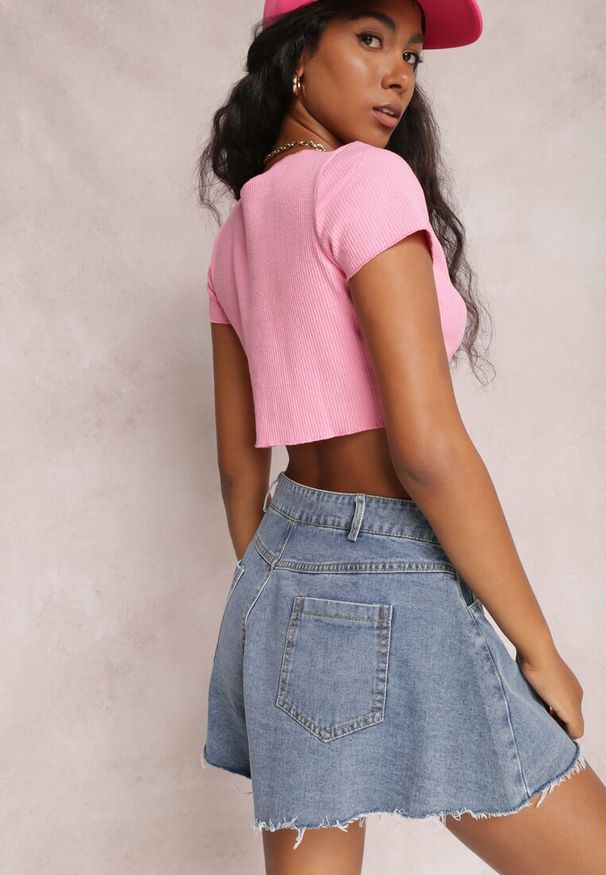 Renee - Niebieskie Szorty Luźne Corraema. Stan: podwyższony. Kolor: niebieski. Materiał: jeans