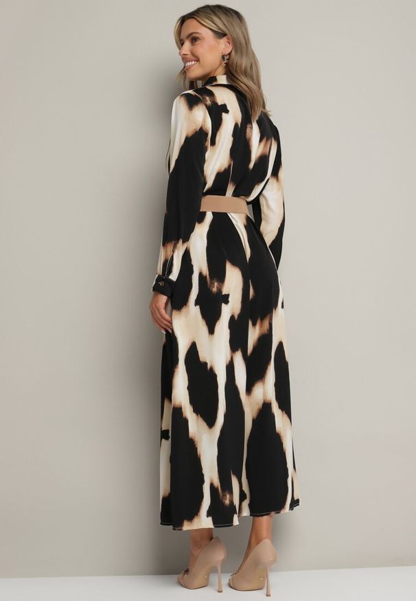 Born2be - Beżowo-Czarna Panterkowa Sukienka w Koszulowym Stylu z Elastycznym Paskiem Tinellea. Okazja: do pracy. Typ kołnierza: dekolt w serek. Kolor: beżowy. Materiał: skóra. Typ sukienki: koszulowe. Styl: elegancki