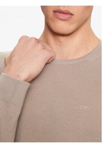 Calvin Klein Sweter K10K109474 Beżowy Regular Fit. Kolor: beżowy. Materiał: wełna #4
