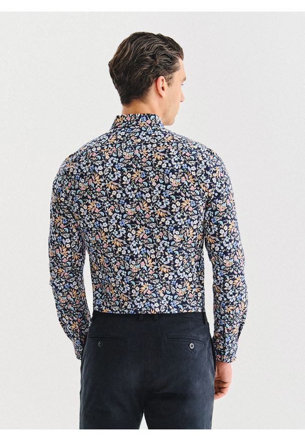 Pako Lorente - PAKO LORENTE - Granatowa koszula w kwiaty. Kolor: niebieski. Materiał: bawełna, elastan. Długość rękawa: długi rękaw. Długość: długie. Wzór: kwiaty