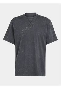 Adidas - adidas T-Shirt ALL SZN IN3166 Szary Regular Fit. Kolor: szary. Materiał: bawełna