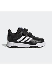 Adidas - Buty sportowe dla dzieci ADIDAS Tensaur. Okazja: na uczelnię. Zapięcie: pasek. Kolor: czarny, biały, wielokolorowy. Materiał: materiał. Szerokość cholewki: normalna. Wzór: paski. Sport: turystyka piesza