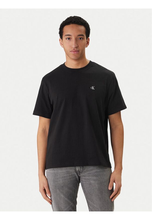 Calvin Klein Jeans T-Shirt Easy Monologo LV04RC275G Czarny Regular Fit. Kolor: czarny. Materiał: bawełna