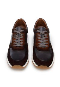 Wittchen - Męskie sneakersy z dwóch rodzajów skór cieniowane brązowo-szare. Okazja: na co dzień. Kolor: brązowy, szary, wielokolorowy. Materiał: skóra #9