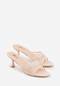 Born2be - Beżowe Klapki na Metalicznej Szpilce z Kwiatowym Haftem i Perłowymi Koralikami Melonia. Okazja: na co dzień. Kolor: beżowy. Wzór: haft, kwiaty. Styl: casual, elegancki, klasyczny #5