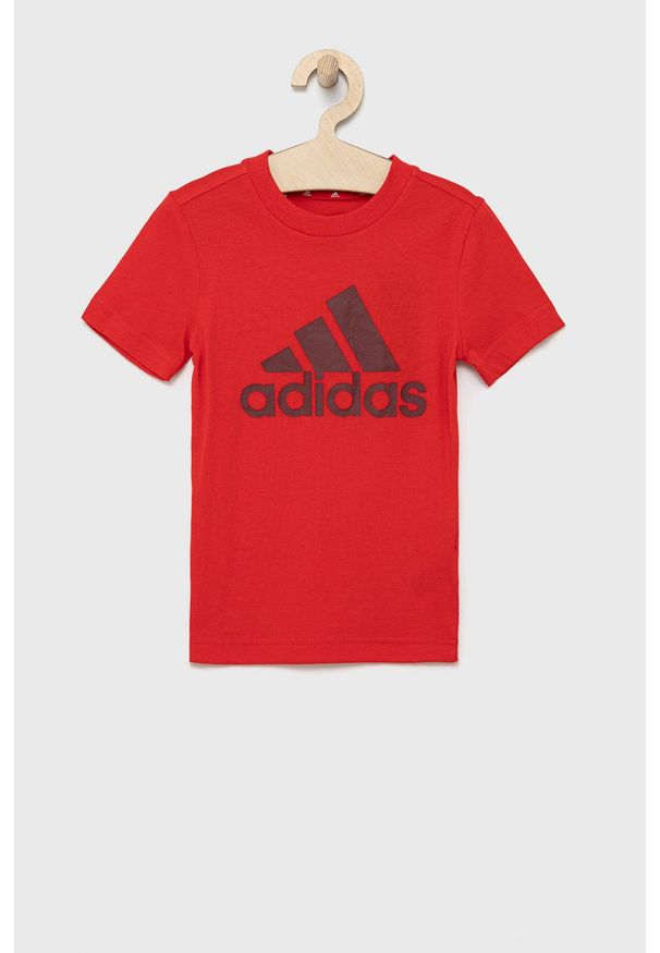 adidas Performance t-shirt dziecięcy HE9280 kolor czerwony z nadrukiem. Okazja: na co dzień. Kolor: czerwony. Materiał: dzianina. Wzór: nadruk. Styl: casual