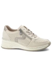 Sneakersy damskie Rieker, cholewka perforowana sznurowanie zamek z boku wzmocniony nosek niski profil kontrastowe wstawki miękka wyściółka stabilna k. Okazja: na spacer, na co dzień. Zapięcie: sznurówki. Kolor: beżowy. Materiał: jeans. Szerokość cholewki: normalna. Styl: elegancki, casual, sportowy #3