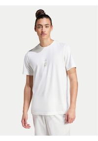 Adidas - adidas T-Shirt Mirage IN6236 Biały Regular Fit. Kolor: biały. Materiał: bawełna