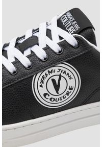 Versace Jeans Couture - VERSACE JEANS COUTURE Czarne sneakersy męskie Fondo Court 88 DIS. SK1, Rozmiar 43. Kolor: czarny #3