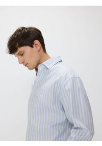 Reserved - Koszula relaxed fit w paski - wielobarwny. Materiał: bawełna. Wzór: paski
