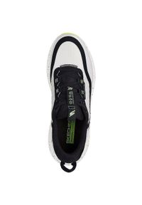 skechers - Adidasy Skechers Go Run Supersonic Ma, Mężczyźni. Kolor: biały. Materiał: materiał. Sport: bieganie