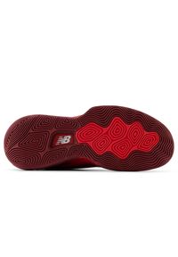 Buty męskie New Balance TWO WXY v5 BB2WYRD5 – czerwone. Wysokość cholewki: przed kolano. Kolor: czerwony. Materiał: guma, materiał, syntetyk. Szerokość cholewki: normalna. Sport: bieganie, koszykówka, fitness #5