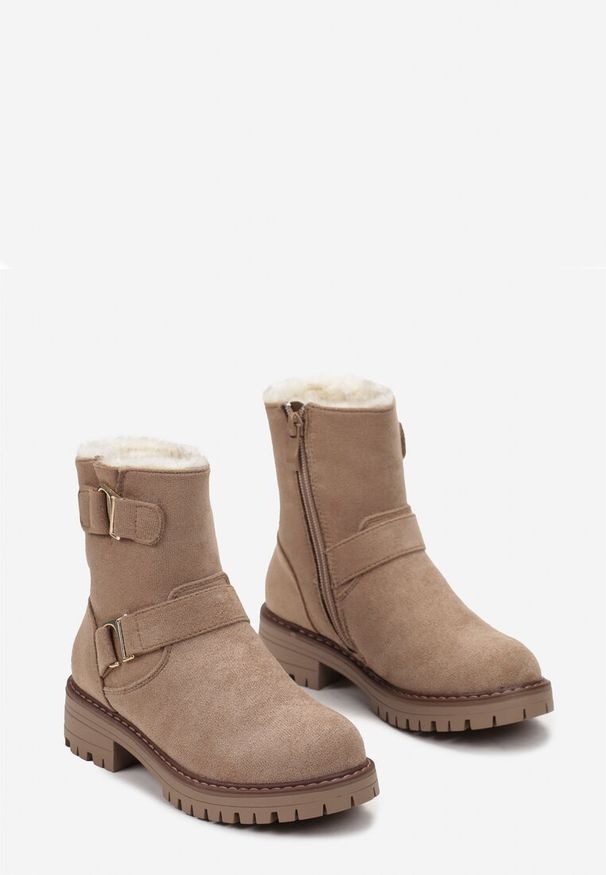 Born2be - Beżowe Botki z Ozdobnymi Klamerkami Nuniame. Okazja: na uczelnię, na co dzień. Kolor: beżowy. Materiał: jeans. Styl: elegancki, casual