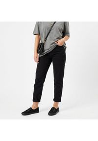Trampki damskie Lee Cooper, cholewka z materiału tekstylnego elastyczne sznurówki na płaskiej podeszwie, czarne, LCW-26-02-4045L SVL-395. Okazja: na spacer, na co dzień. Zapięcie: sznurówki. Kolor: czarny. Materiał: materiał. Szerokość cholewki: normalna. Obcas: na płaskiej podeszwie. Styl: elegancki, casual #4