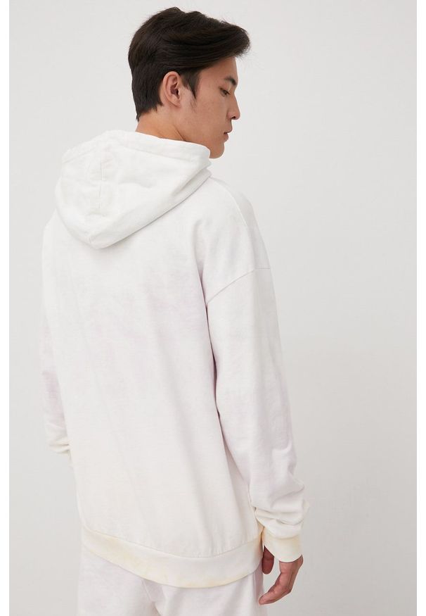 Jack & Jones bluza bawełniana męska kolor biały z kapturem wzorzysta. Typ kołnierza: kaptur. Kolor: biały. Materiał: bawełna