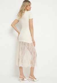 Born2be - Beżowa Prążkowana Sukienka z Koronkowym Dołem Vilzedi. Kolor: beżowy. Materiał: prążkowany, koronka. Typ sukienki: proste. Styl: glamour, elegancki #7