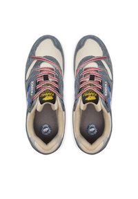 Karhu Sneakersy Synchron F802511 Szary. Kolor: szary. Materiał: skóra, zamsz