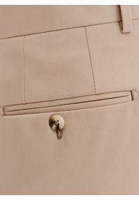 Pako Lorente - PAKO LORENTE – Beżowe spodnie garniturowe. Okazja: na spotkanie biznesowe. Kolor: beżowy. Materiał: poliester, wiskoza, elastan. Styl: biznesowy #2