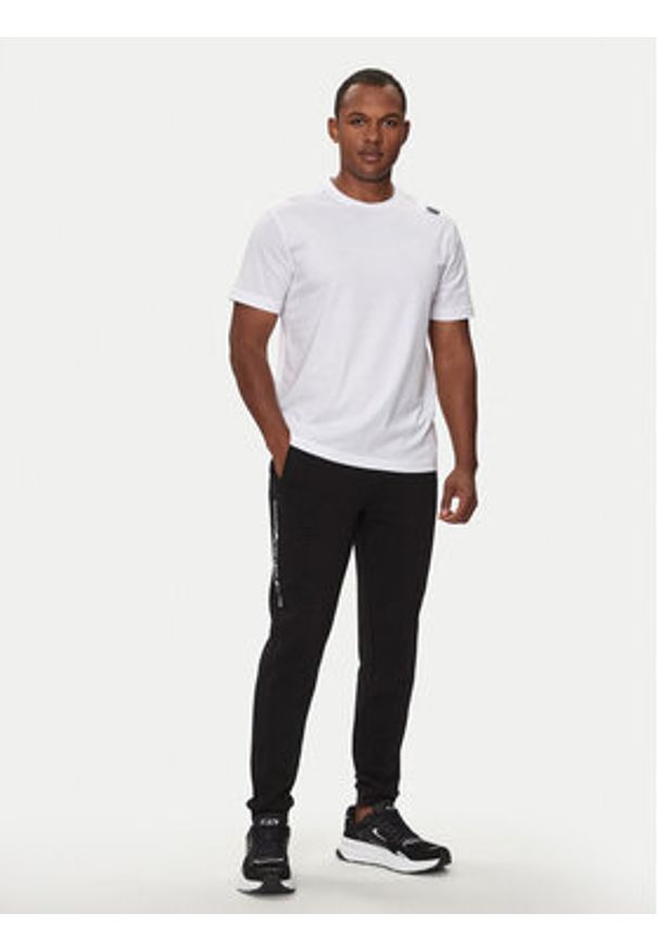EA7 Emporio Armani T-Shirt 6DPT06 PJFFZ 0100 Biały Regular Fit. Kolor: biały. Materiał: bawełna