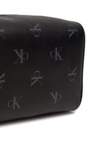 Calvin Klein Jeans Kosmetyczka Aop Dopp Kit K50K512587 Czarny. Kolor: czarny. Materiał: skóra #3