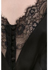 BARDOT - Bardot bluzka damska kolor czarny gładka. Kolor: czarny. Materiał: tkanina, satyna, materiał, koronka. Długość rękawa: na ramiączkach. Wzór: gładki #2