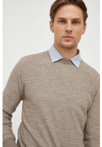 Trussardi Jeans - Trussardi sweter z domieszką wełny męski kolor beżowy lekki. Kolor: beżowy. Materiał: wełna. Długość rękawa: raglanowy rękaw. Styl: klasyczny