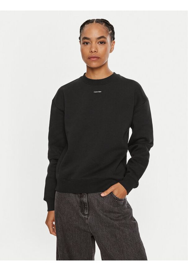 Calvin Klein Bluza Nano Logo K20K208329 Czarny Regular Fit. Kolor: czarny. Materiał: bawełna, syntetyk