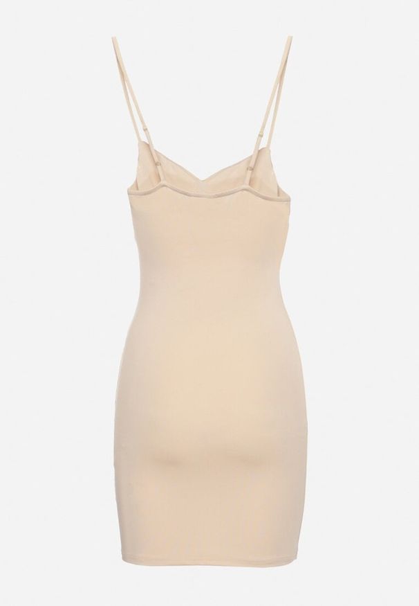 Born2be - Beżowa Sukienka o Dopasowanym Fasonie na Cienkich Ramiączkach z Lejącym Dekoltem Dociela. Okazja: na randkę, na wesele, na ślub cywilny. Kolor: beżowy. Długość rękawa: na ramiączkach. Styl: klasyczny