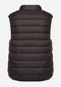 Born2be - Czarna Kamizelka Pikowana z Ozdobnym Suwakiem Tormina. Okazja: na co dzień. Kolor: czarny. Materiał: materiał. Styl: casual #5