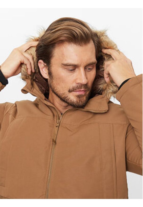 Jack & Jones - Jack&Jones Kurtka zimowa Wing 12235858 Brązowy Regular Fit. Kolor: brązowy. Materiał: syntetyk. Sezon: zima
