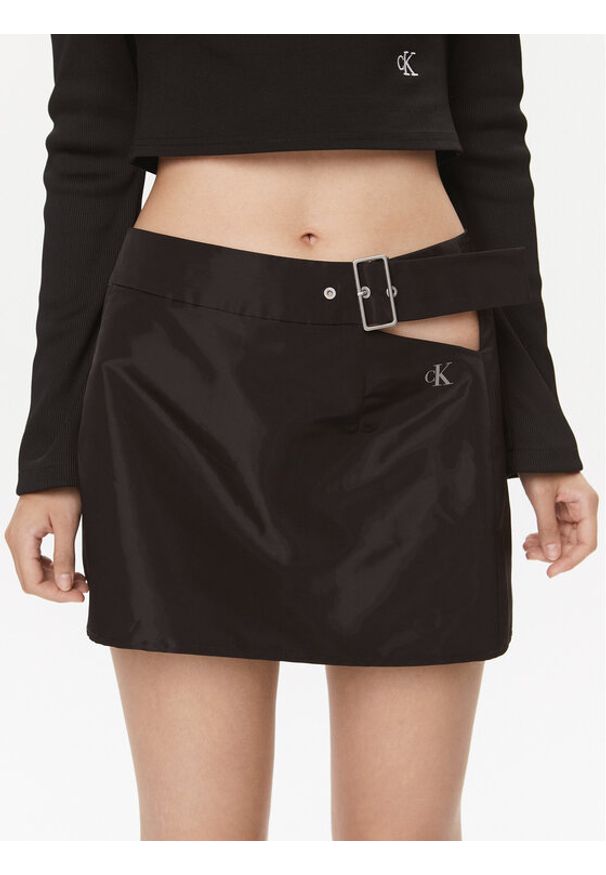 Calvin Klein Jeans Spódnica mini J20J222224 Czarny Regular Fit. Kolor: czarny. Materiał: syntetyk