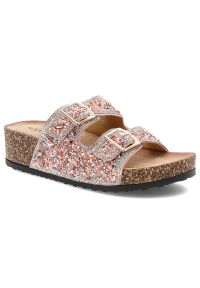 Sca'viola - Różowe Klapki Sca'Viola Modne Obuwie Damskie. Kolor: różowy. Wzór: paski, aplikacja. Sezon: lato. Styl: elegancki, glamour #1