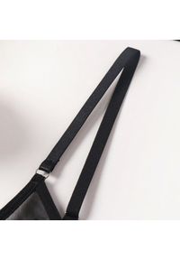 Intica - Pas do pończoch z zestawem na romantyczne wieczory Chihoko. Kolor: czarny. Materiał: materiał #9