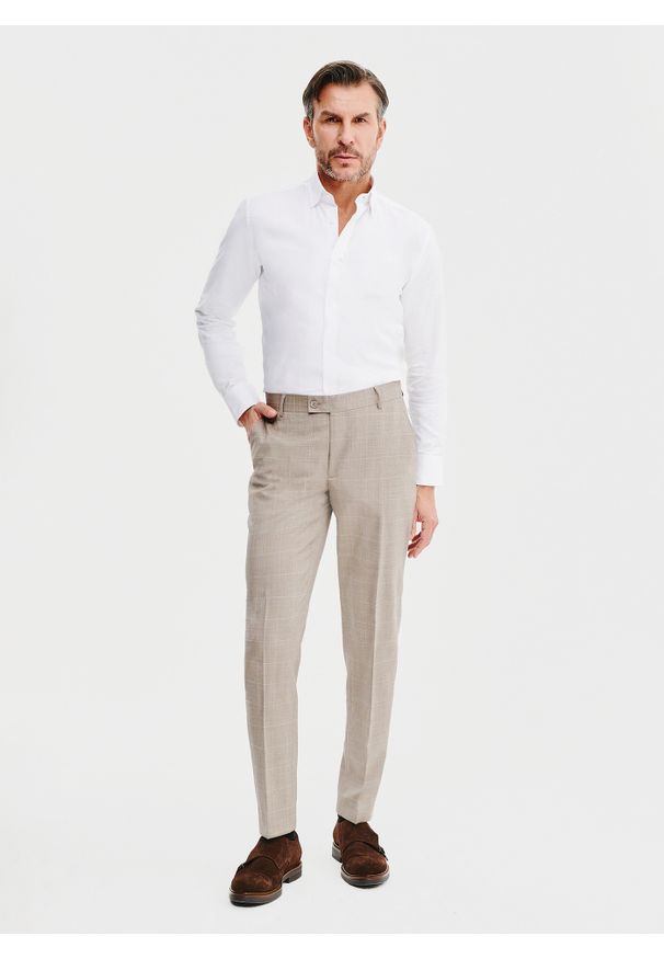 Pako Lorente - PAKO LORENTE – Garniturowe spodnie męskie w kratę. Okazja: na spotkanie biznesowe. Materiał: wełna. Styl: elegancki, biznesowy