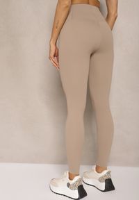 Renee - Beżowe Basicowe Legginsy High Waist Tofelia. Okazja: na co dzień. Stan: podwyższony. Kolor: beżowy. Styl: klasyczny, casual #4