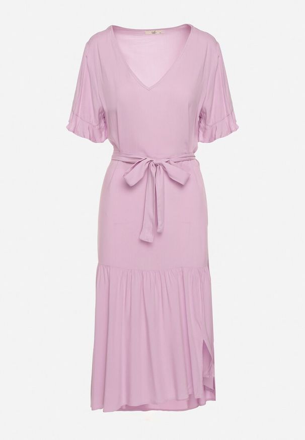 Born2be - Fioletowa Sukienka Pudełkowa z Materiałowym Paskiem i Falbanką Dimovas. Typ kołnierza: dekolt w kształcie V. Kolor: fioletowy. Materiał: materiał