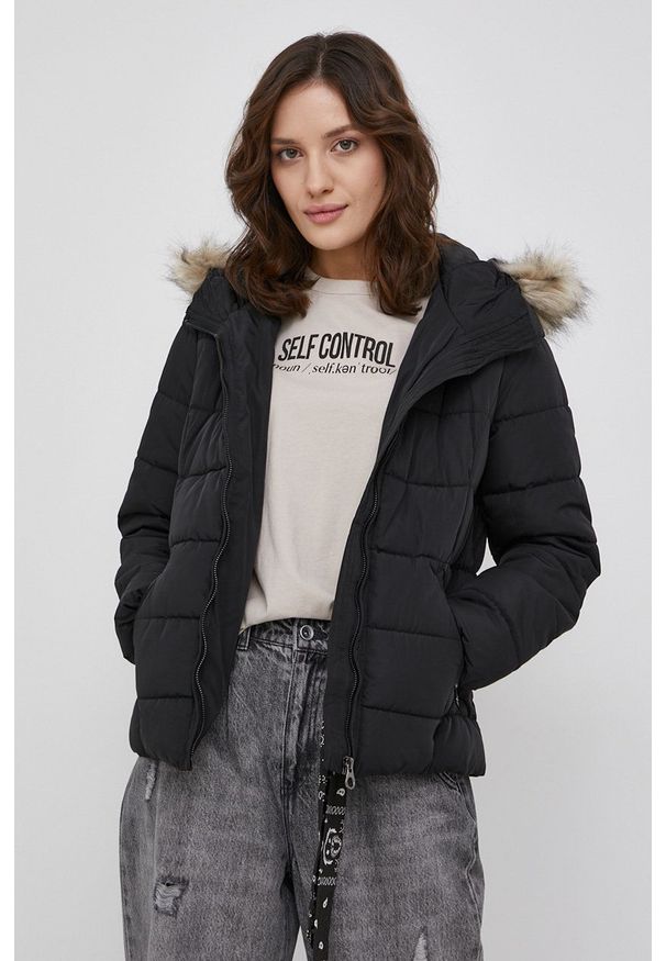 Vero Moda - Kurtka. Kolor: czarny. Materiał: futro, poliester