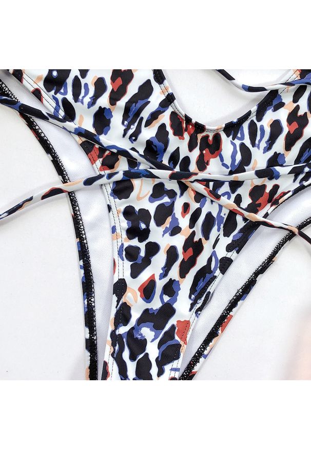 Intica - Jednoczęściowy strój kąpielowy z wycięciami na plażę i basen Rhonda. Materiał: materiał