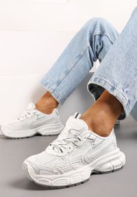 Renee - Białe Sneakersy z Siateczkowymi Wstawkami i Sznurowaniem Dalkanea. Zapięcie: sznurówki. Kolor: biały #3