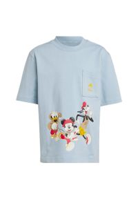 Adidas - Koszulka adidas x Disney Mickey Mouse Kids. Kolor: wielokolorowy, niebieski, żółty. Wzór: motyw z bajki