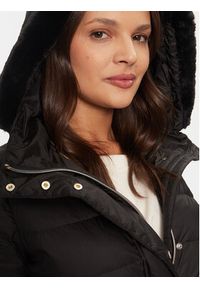 Geox Kurtka puchowa Pheby W4626V T3146 F9000 Czarny Regular Fit. Kolor: czarny. Materiał: syntetyk. Sezon: zima #4