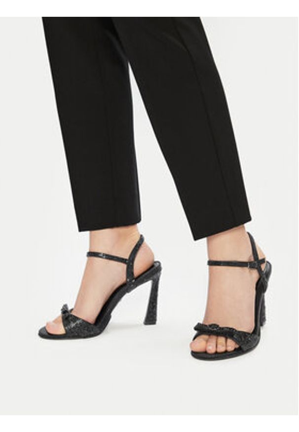 Steve Madden Sandały Chanter SM11003439-04004-00G Czarny. Kolor: czarny